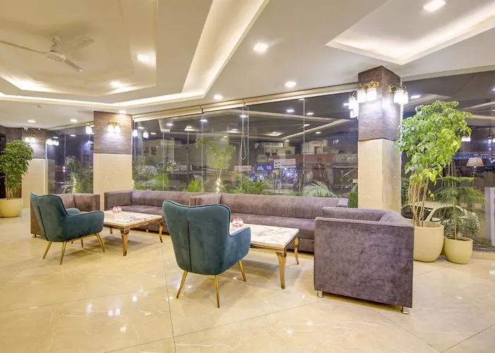 Hotel Park Tree Near Delhi Airport