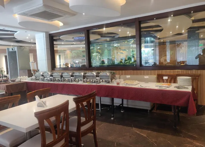 Airport Hotel Le Seasons New Delhi